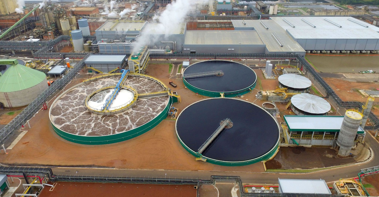 A transformação hídrica silenciosa das indústrias de celulose e papel com engenharia de valor e tecnologias que viabilizam o reúso