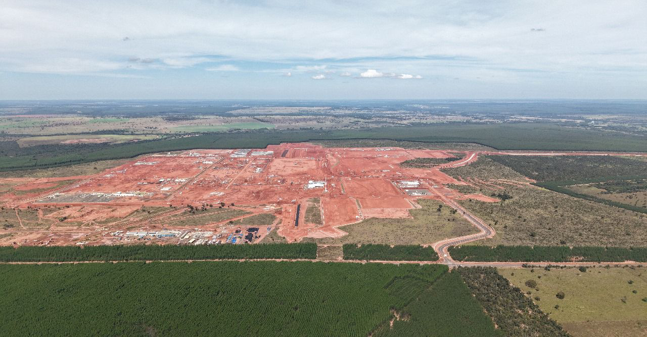Arauco avança na construção de megafábrica de celulose no MS e prevê operação plena em 2028