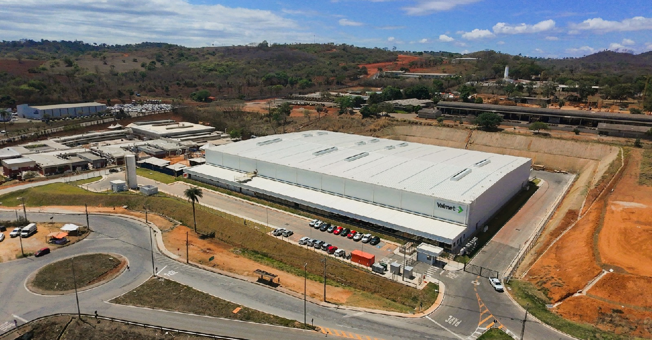 Multinacional finlandesa inaugura unidade em MG e triplica capacidade de produção de tecidos filtrantes