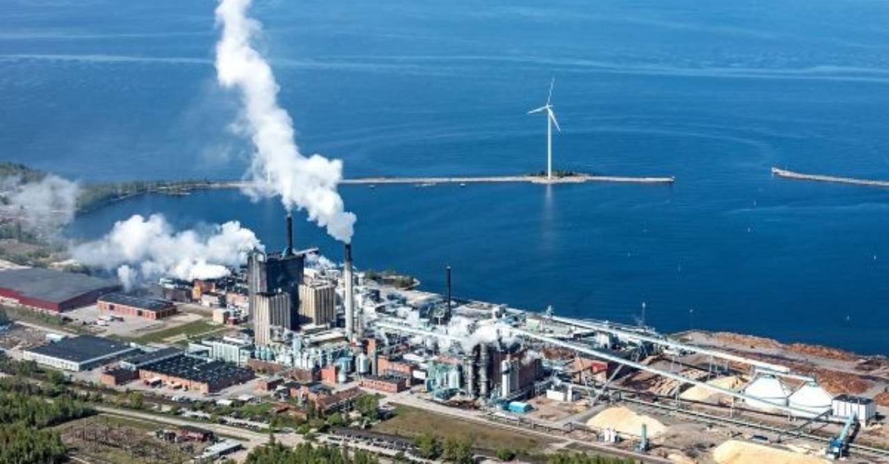 Stora Enso planeja reestruturar operação de unidade na Suécia com foco ampliado em celulose fluff